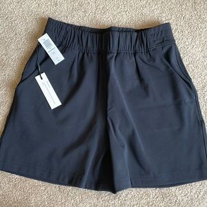 Aritzia “Weekender” Shorts
